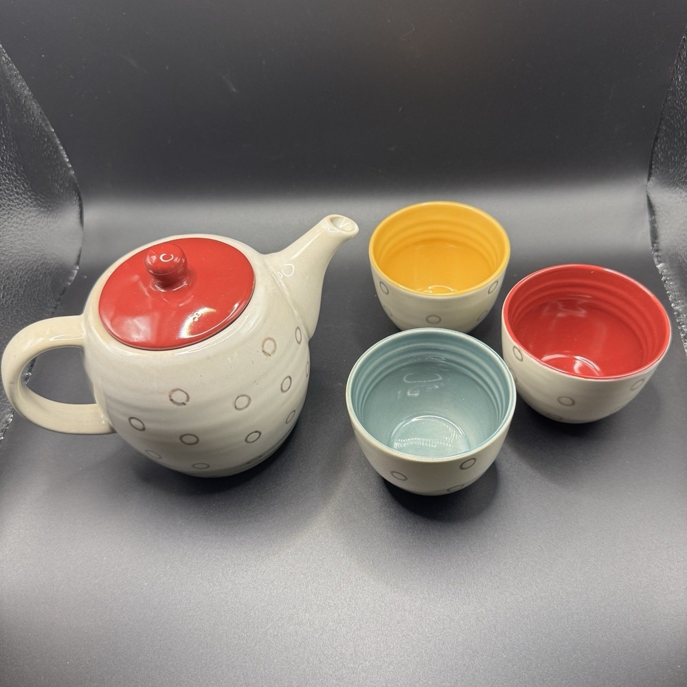 Pier 1 Elemental Tea Set. Teapot & 3 Different Color Cups